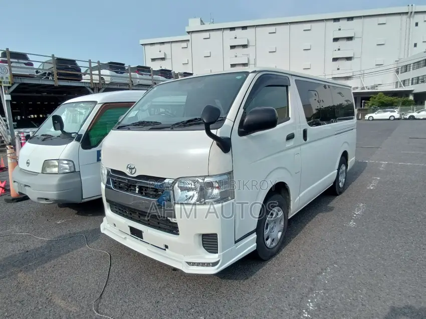 Car 2021 White