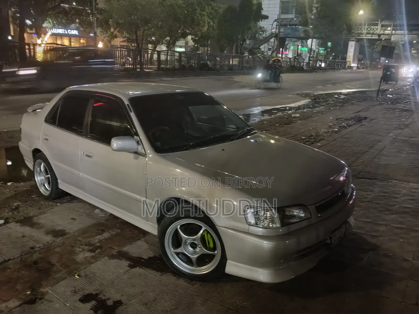 Toyota Corolla Automatic 1997 Beige