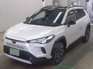 New Toyota Corolla Cross XLE AWD 2026 Pearl