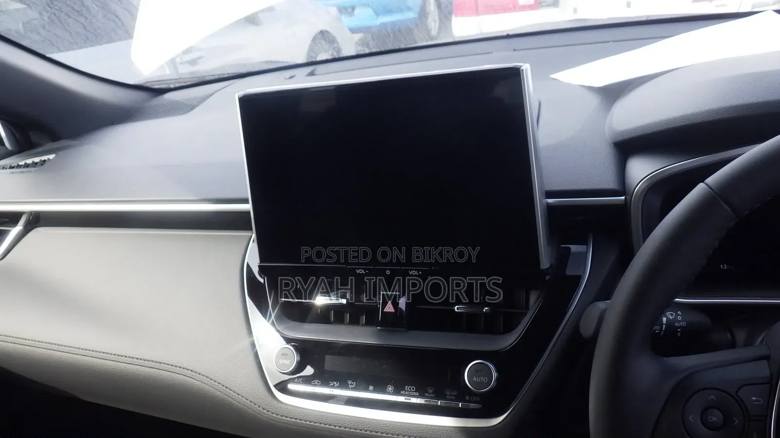 New Toyota Corolla Cross XLE AWD 2026 Pearl
