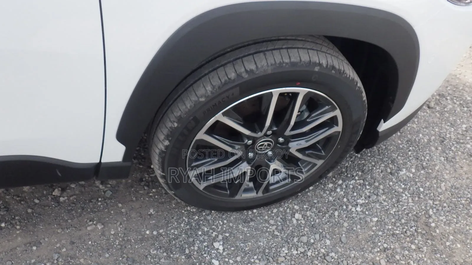 New Toyota Corolla Cross XLE AWD 2026 Pearl