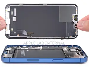 iPhone 13 Display Replacement Service – Apple Lab