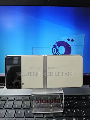 Samsung Galaxy Z Flip 3 256 GB Gold