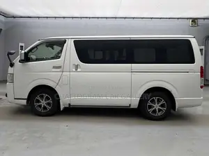 Toyota HiAce 2021