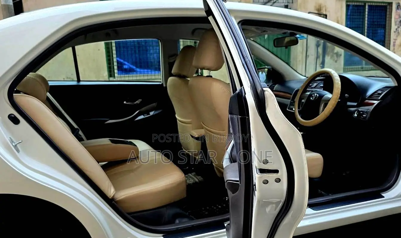 Toyota Premio 1.5 FWD 2016 White