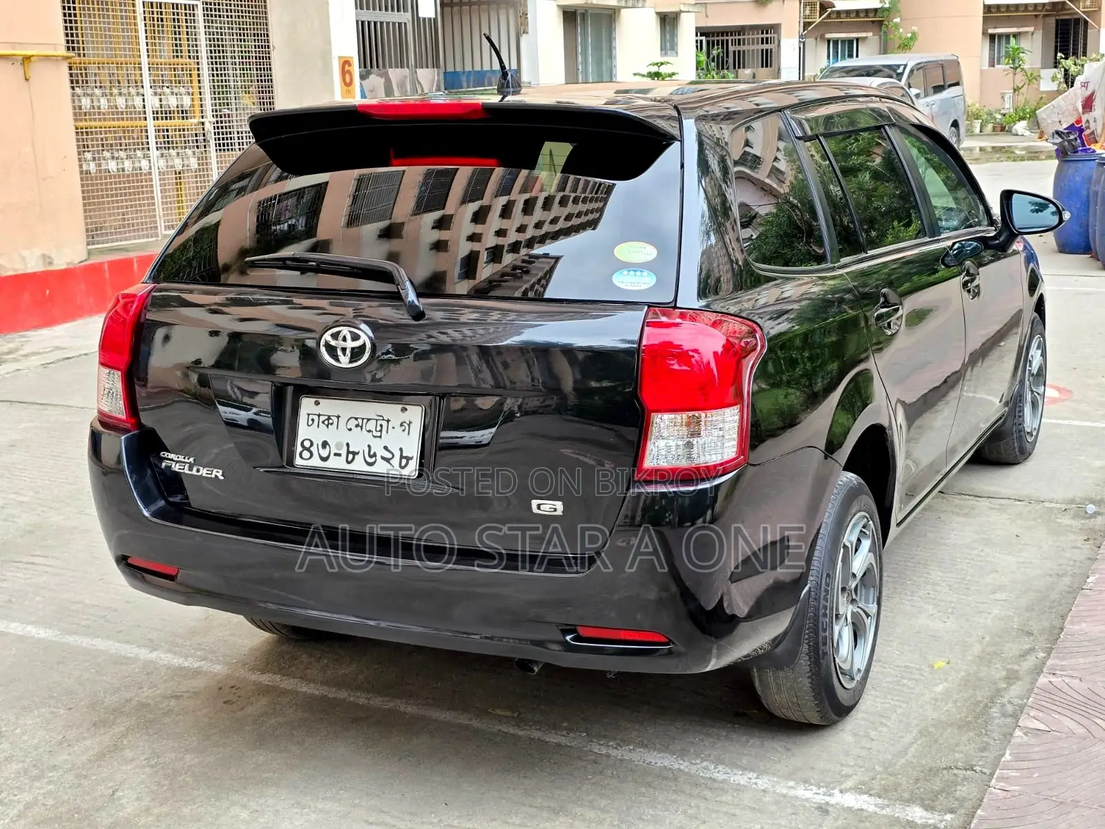 Toyota Corolla Fielder 1.5 Petrol FWD 2014 Black