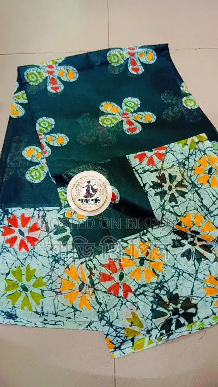  শুতি প্রিন্টের শাড়ি 
