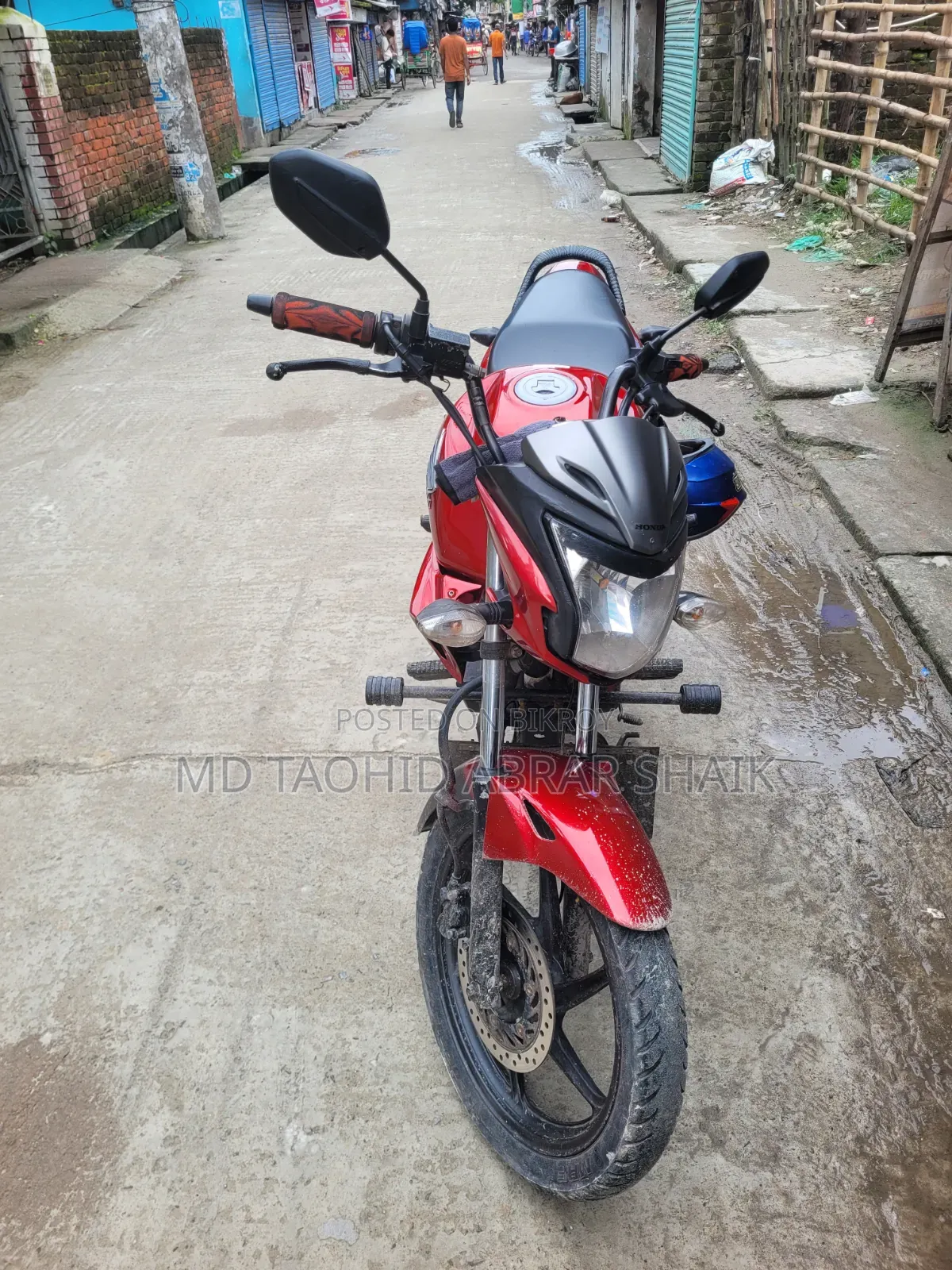 Honda CB 2016 Red