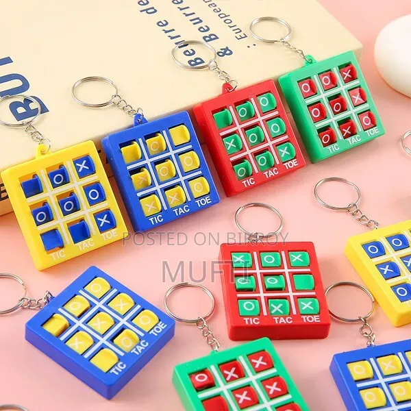 Tic Tac Toe Keychain