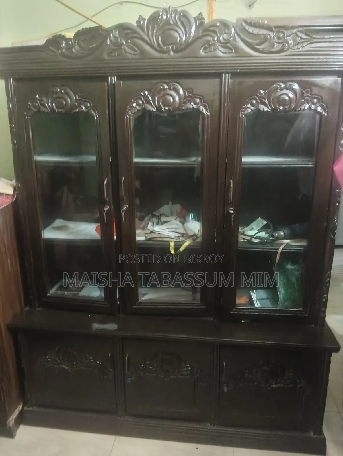 Mahogany Wood 3-Door Showcase for Sale