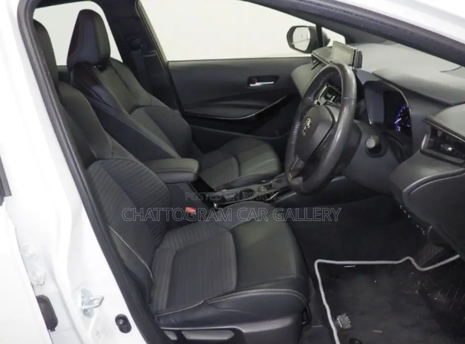 Toyota Corolla 2021 Pearl