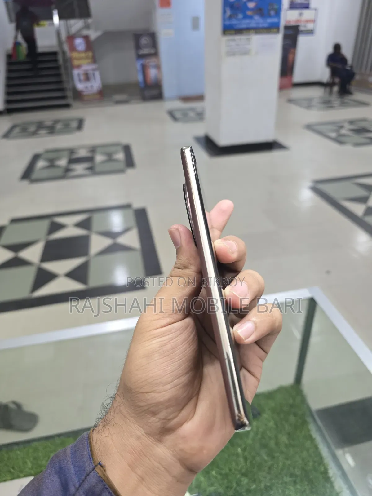 রিয়েলমি পি১ প্রো ১২৮ জিবি গোল্ড