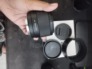 Viltrox 56mm F/1.7 Air Lens for (Sony E-Mount)
