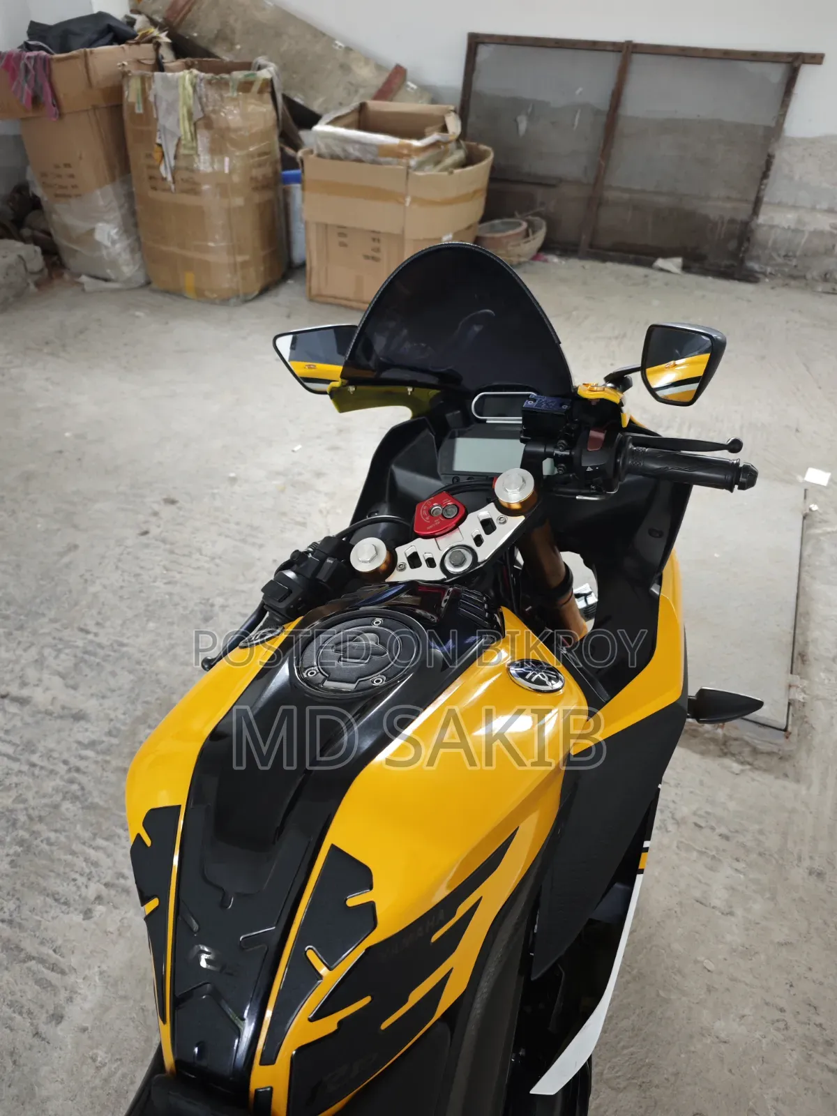 Yamaha R15 V3 2022 Yellow