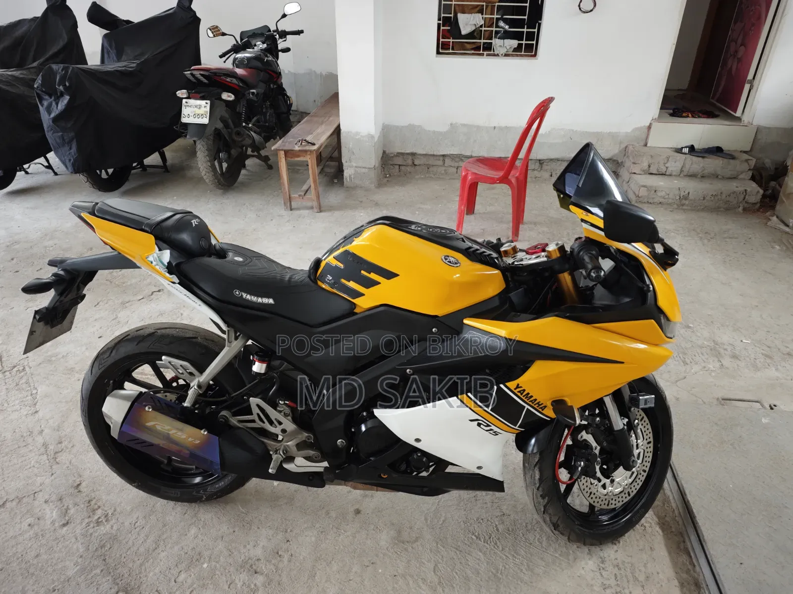 Yamaha R15 V3 2022 Yellow