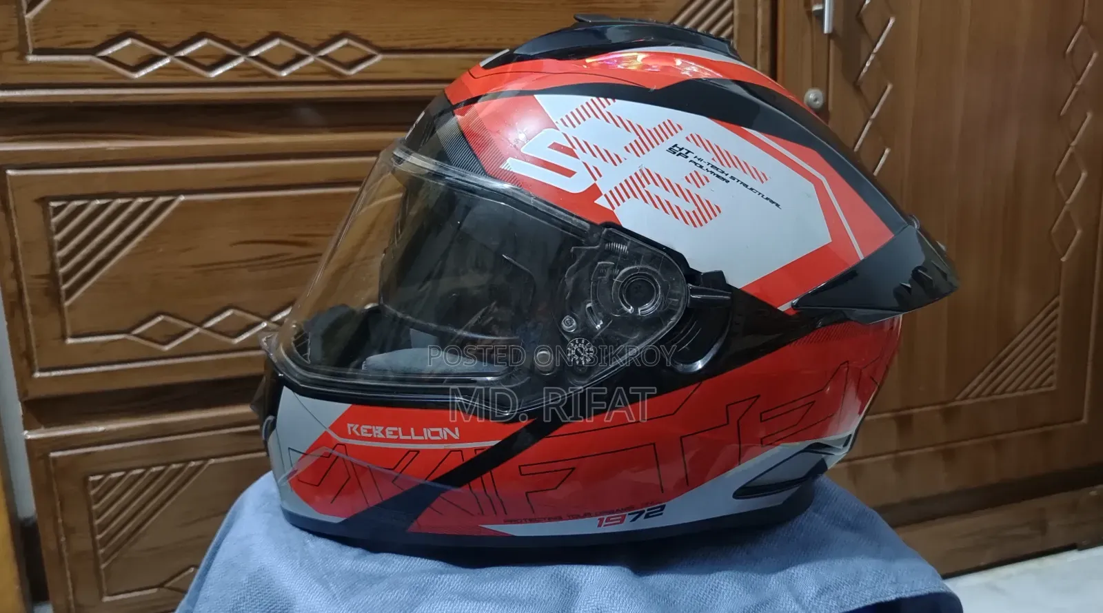Helmet {STUDDS}