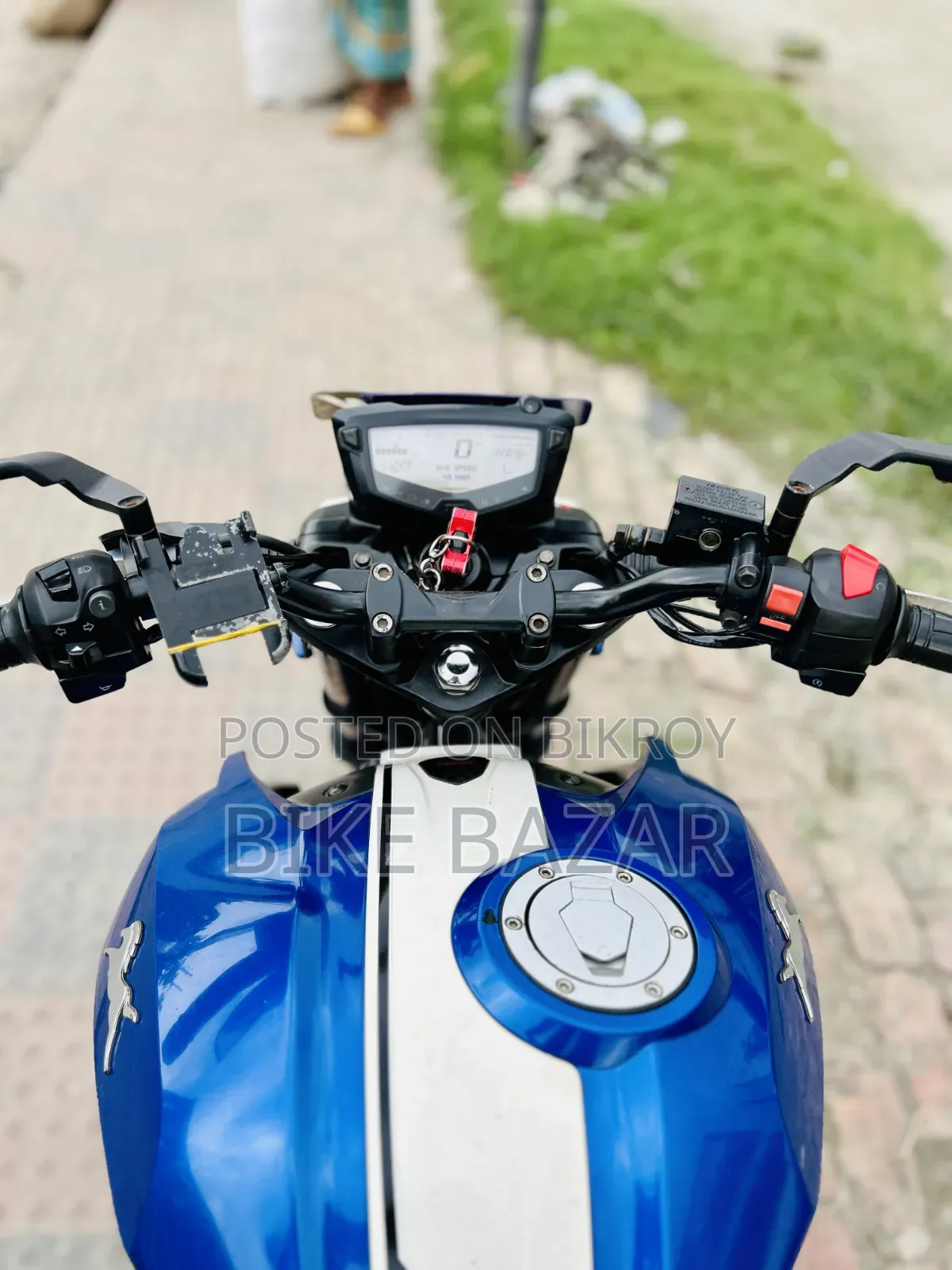 TVS Apache 160 4V 2023 Blue