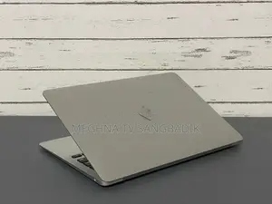 Laptop ASUS 4GB Intel SSD 500GB