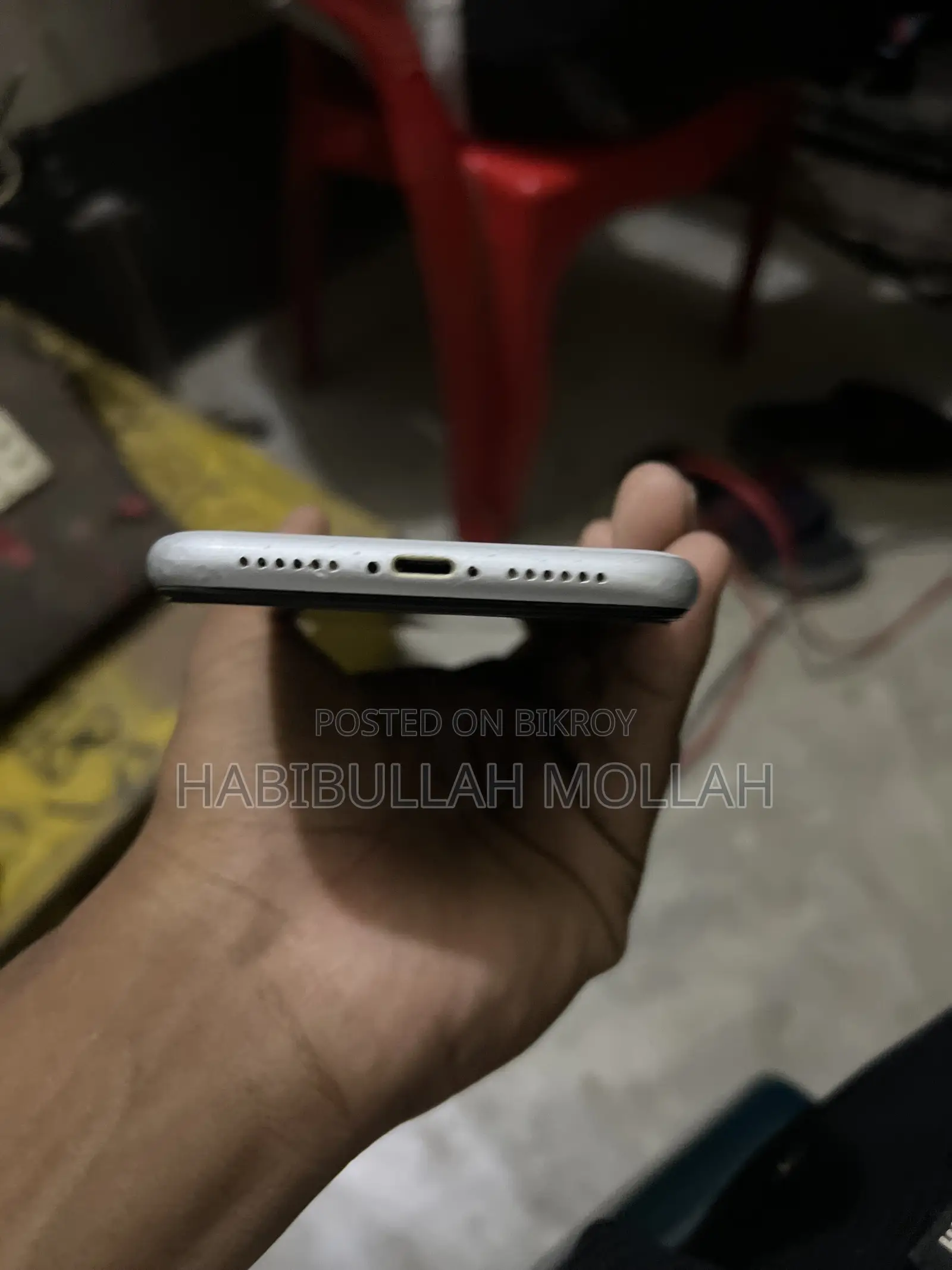 Apple iPhone XR 64 GB White