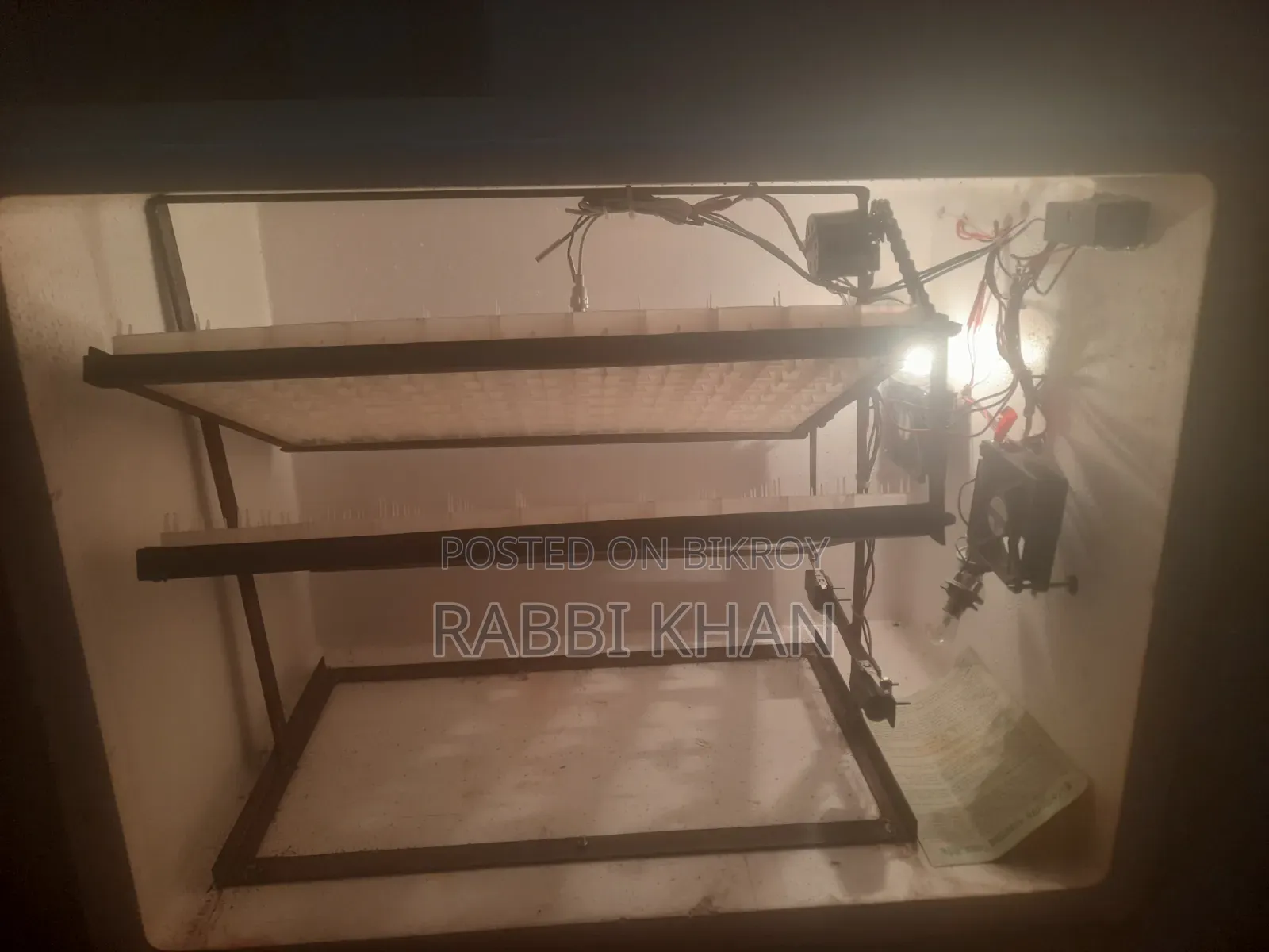 ডিম ফুটানোর মেশিন
