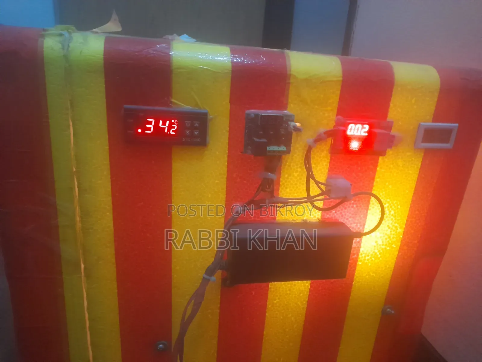 ডিম ফুটানোর মেশিন