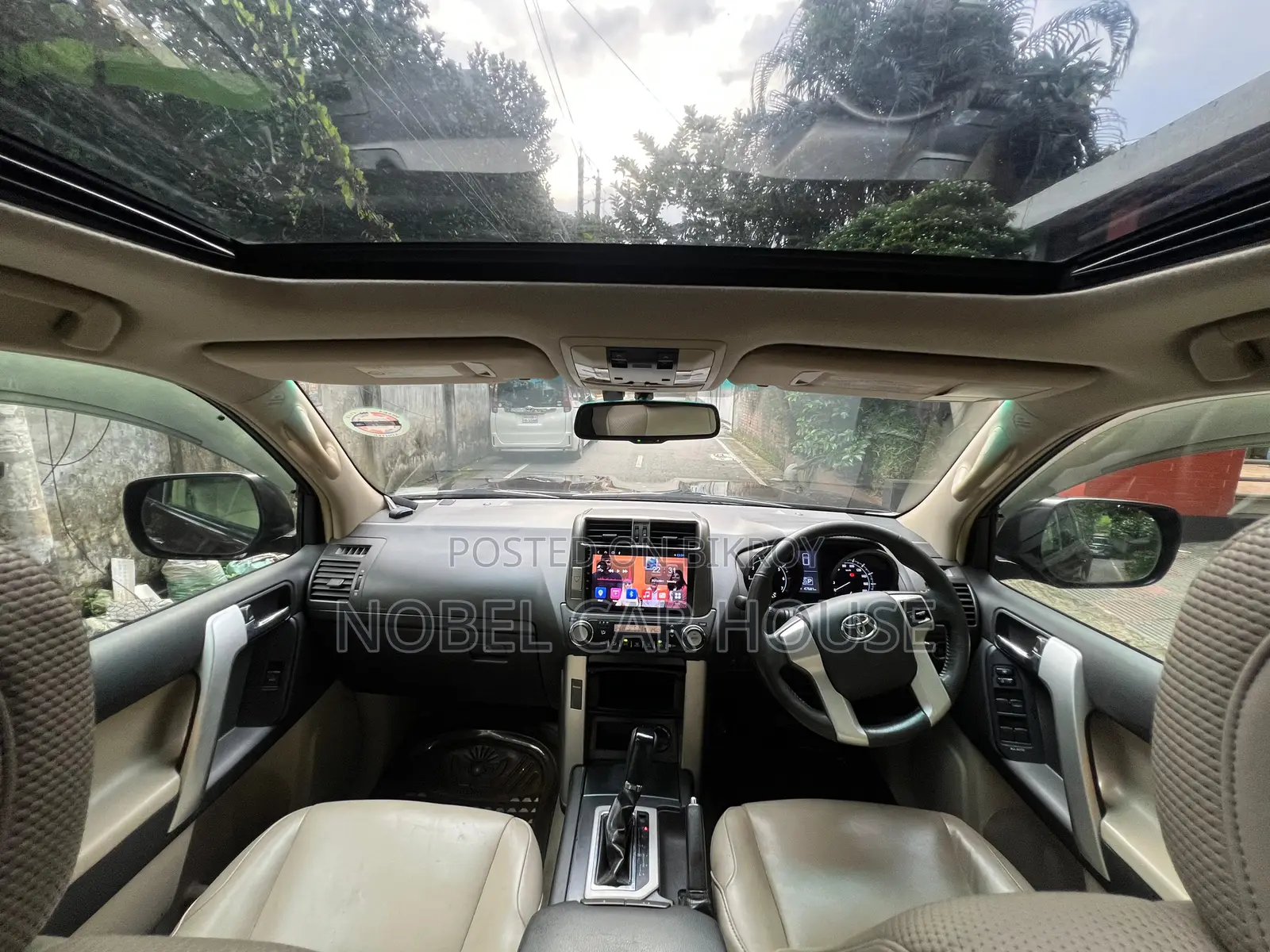 Toyota Land Cruiser Prado 2011 Maroon