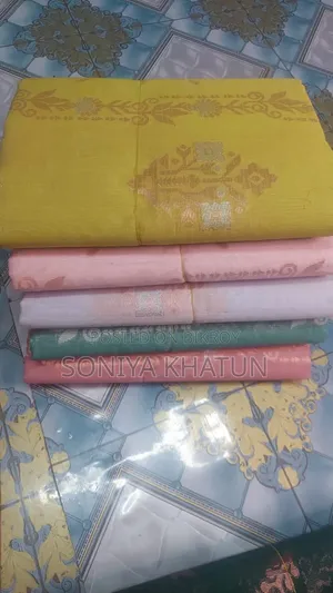 সিরাজগঞ্জের অরিজিনাল তাঁতের শাড়ির কালেকশন।