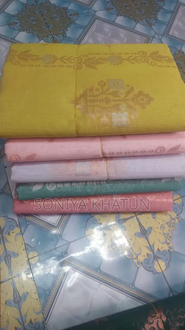 সিরাজগঞ্জের অরিজিনাল তাঁতের শাড়ির কালেকশন।