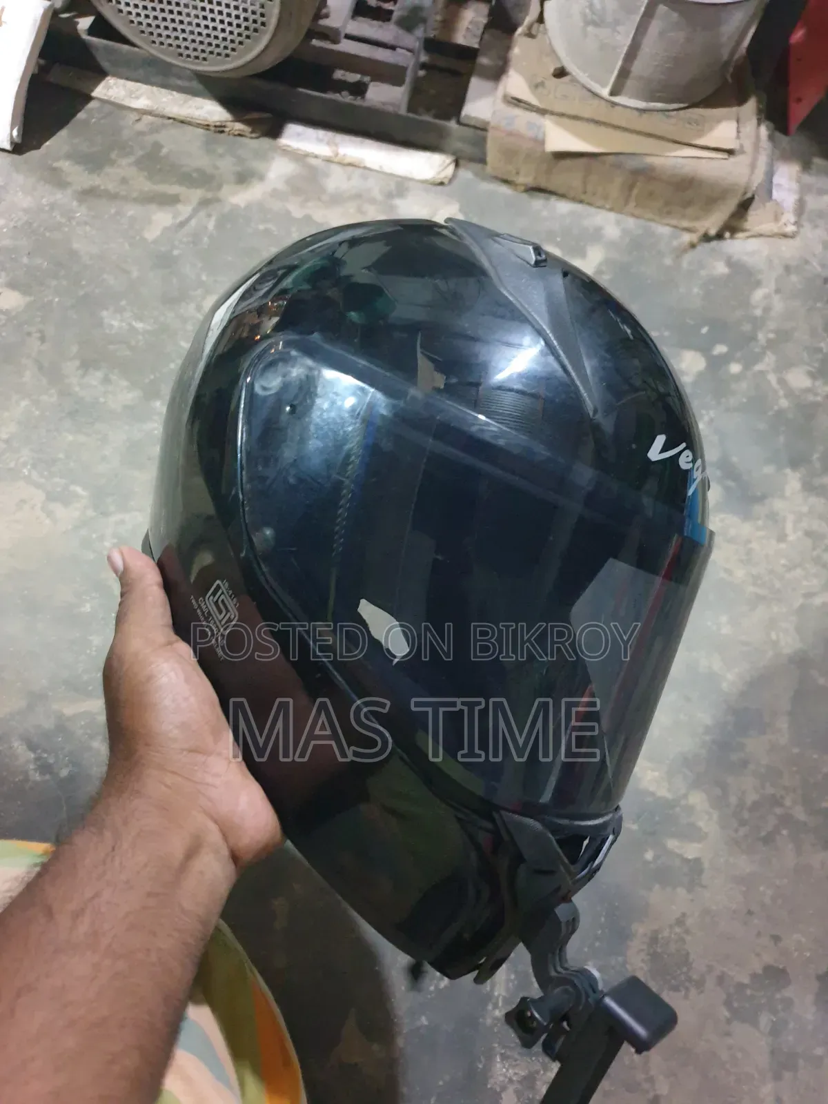 Helmet Vega