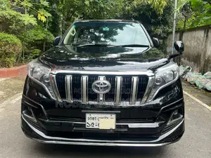 Toyota Land Cruiser Prado 2011 Black