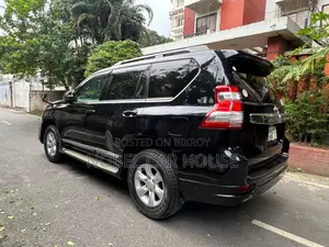 Toyota Land Cruiser Prado 2011 Black