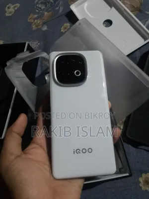 iQOO Z10 256 GB White