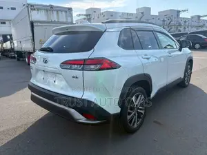 Toyota Corolla Cross 2022 Pearl
