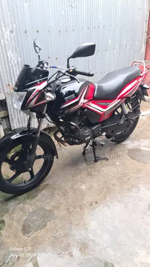 TVS Metro Plus 2020 Red