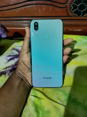 Vivo Y11 32 GB Blue