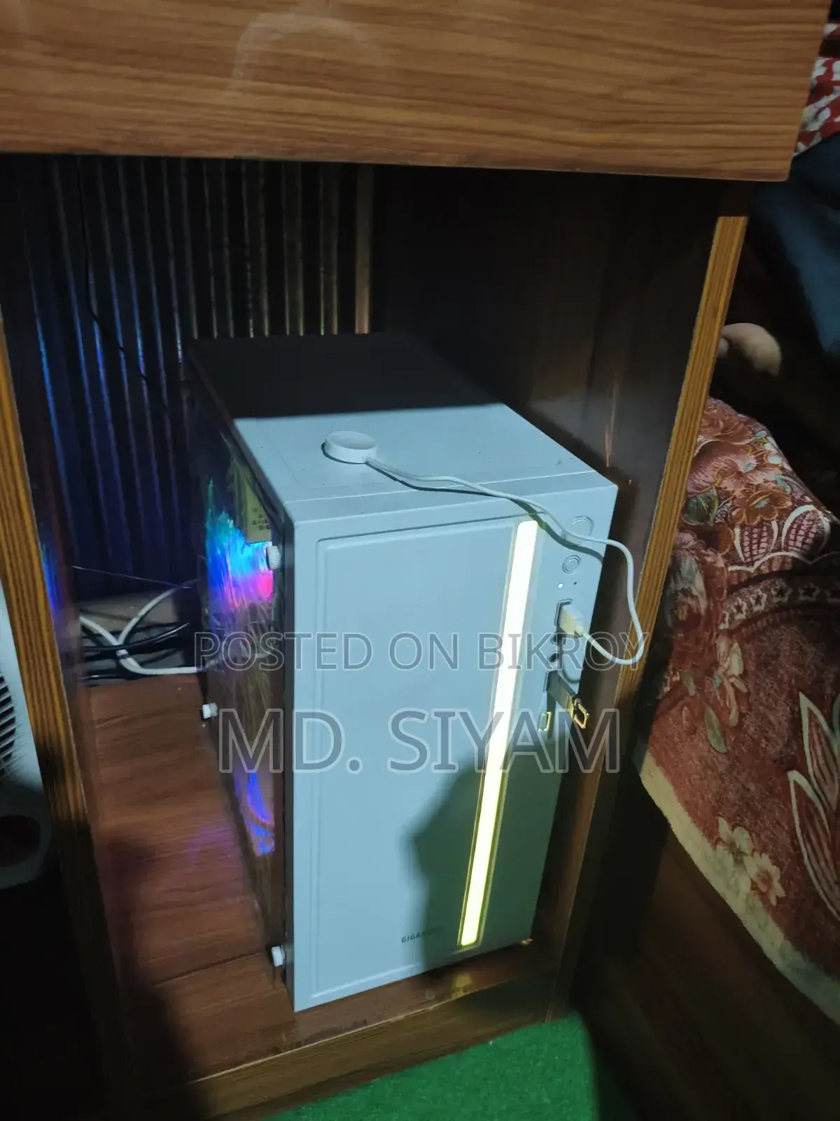 Desktop Computer 8GB RAM Intel Core i3 512GB HDD