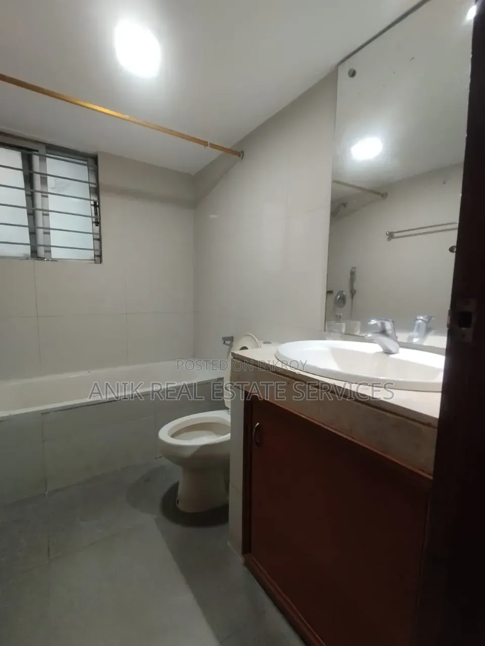 Furnished 3bdrm Apartment in Anik Real Estate, Gulshan for Rent
