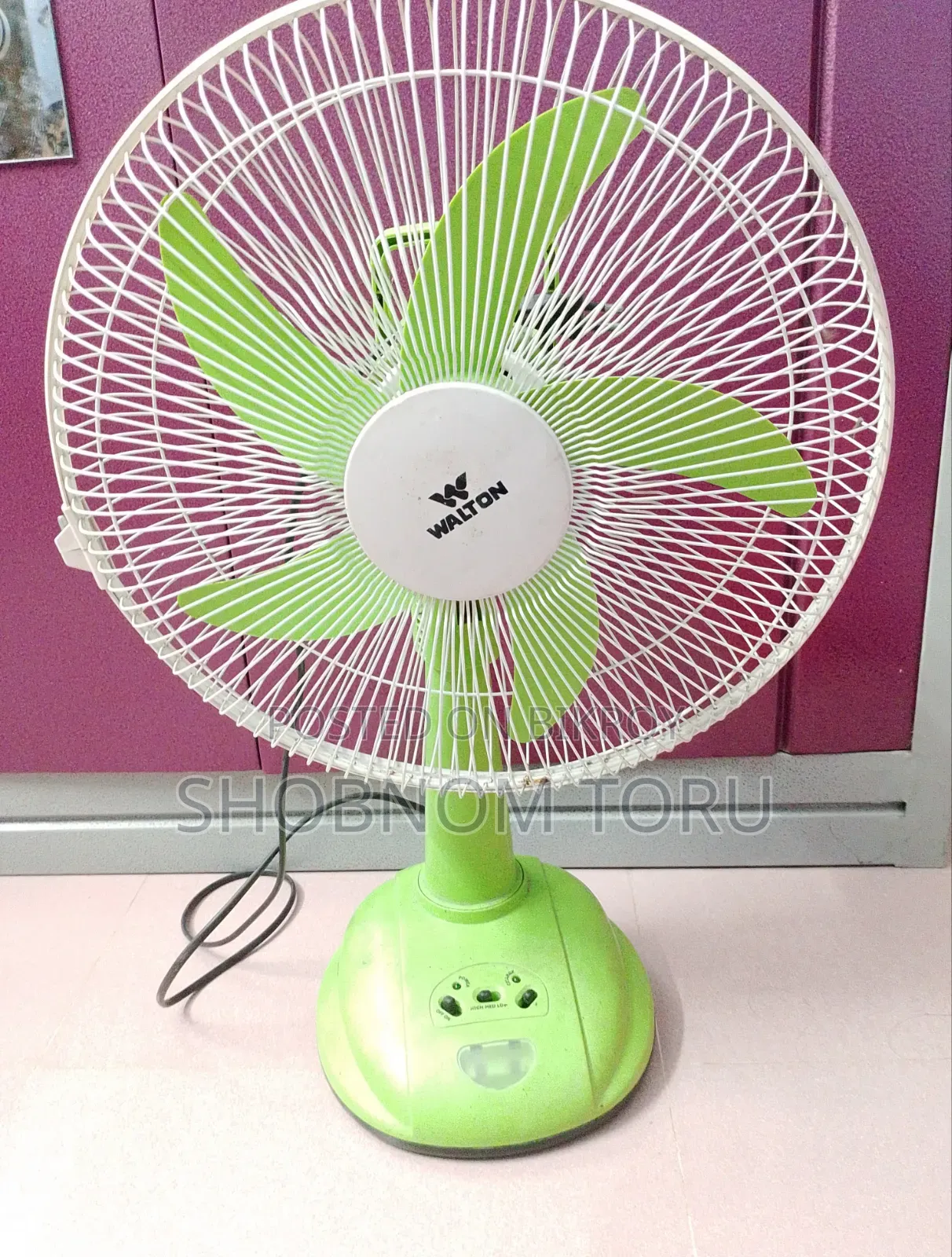 Walton 14" Table Fan
