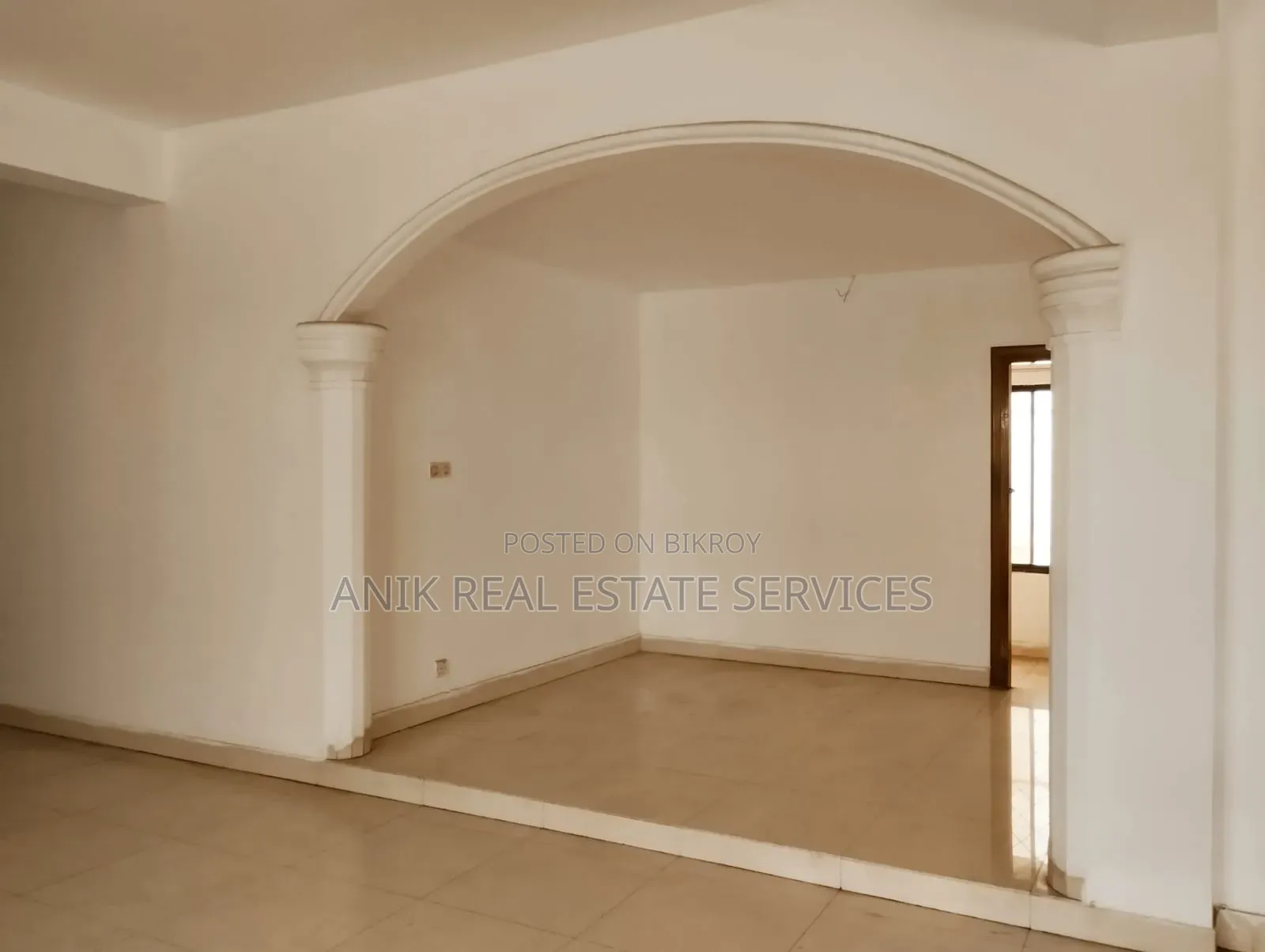 5bdrm House in Anik Real Estate, Gulshan for Rent