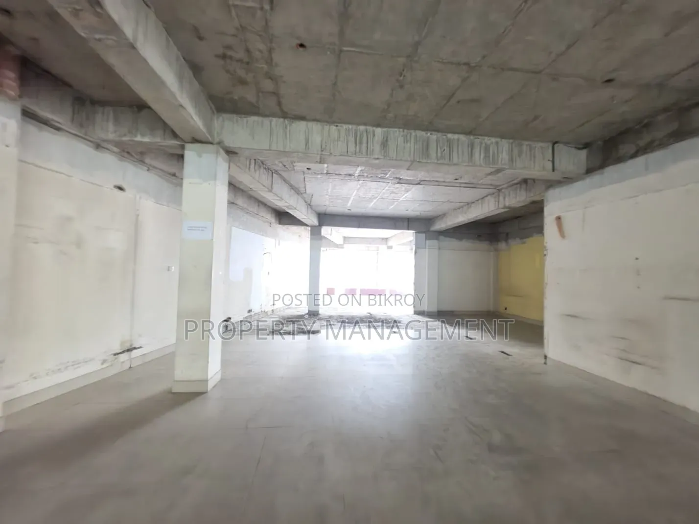 Gulshan Dui Commercial Office Space