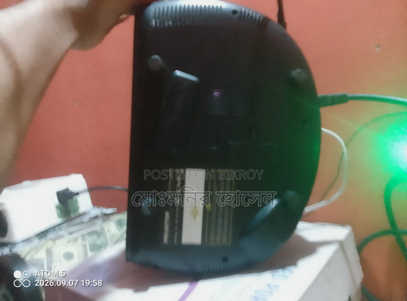 CHEERLUX Projector