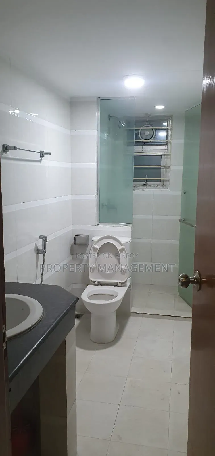 Furnished 4bdrm Apartment in Gulshan for Rent