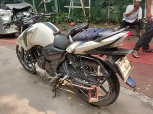 TVS Apache RTR 160 2V 2014 White