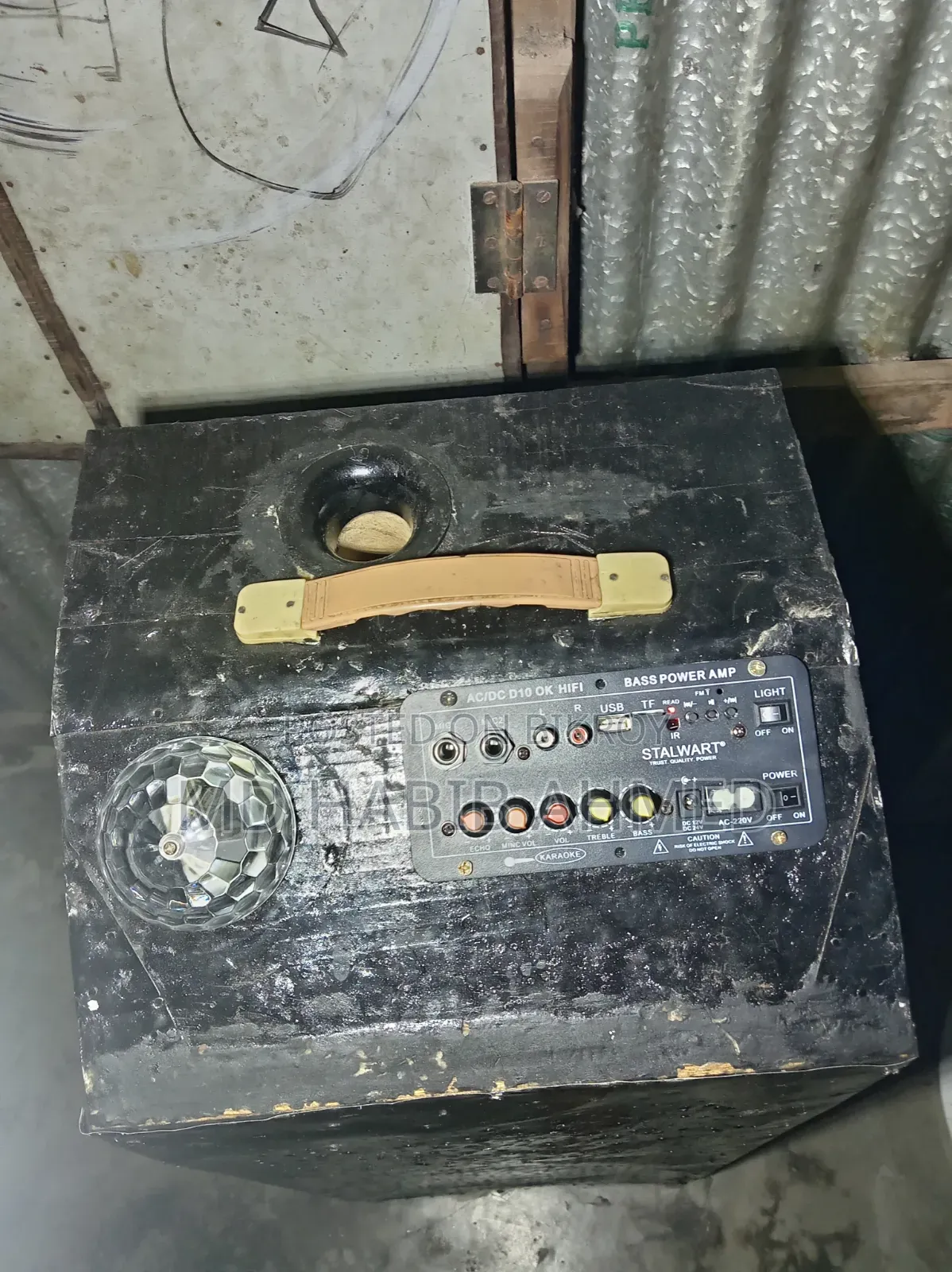 Custom Trolley Speaker