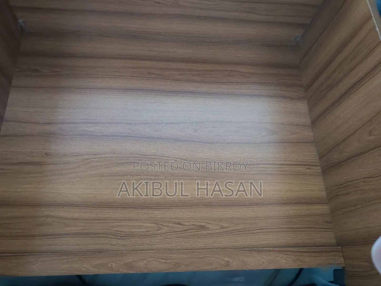 Reading or Computer Table. (3x1.5) Feet Size