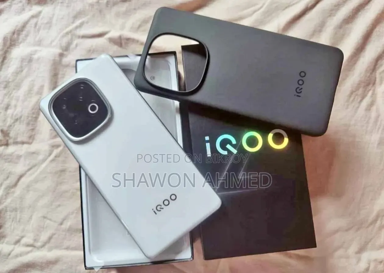 iQOO Z10 256 GB White