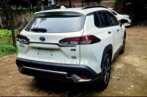 Toyota Corolla Cross LE AWD 2023 Pearl