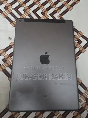 Apple iPad Air (2022) 16 GB Gray
