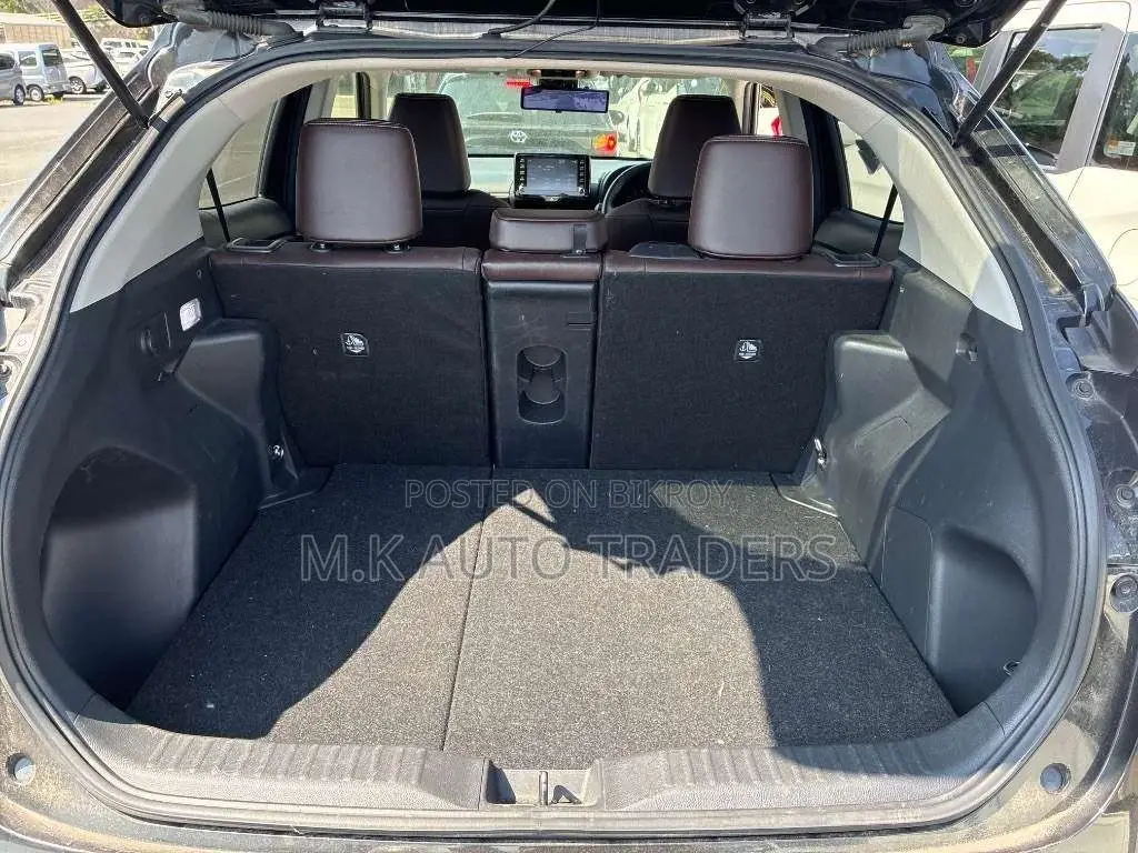 Toyota Yaris Cross 2021 Black