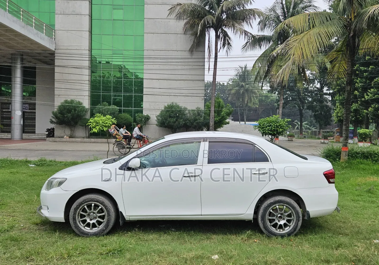 Toyota Axio 2011 White